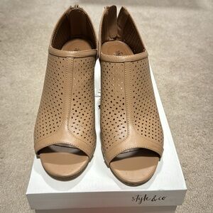 Style and Co. Size 9M Hanonnp Sandlwood